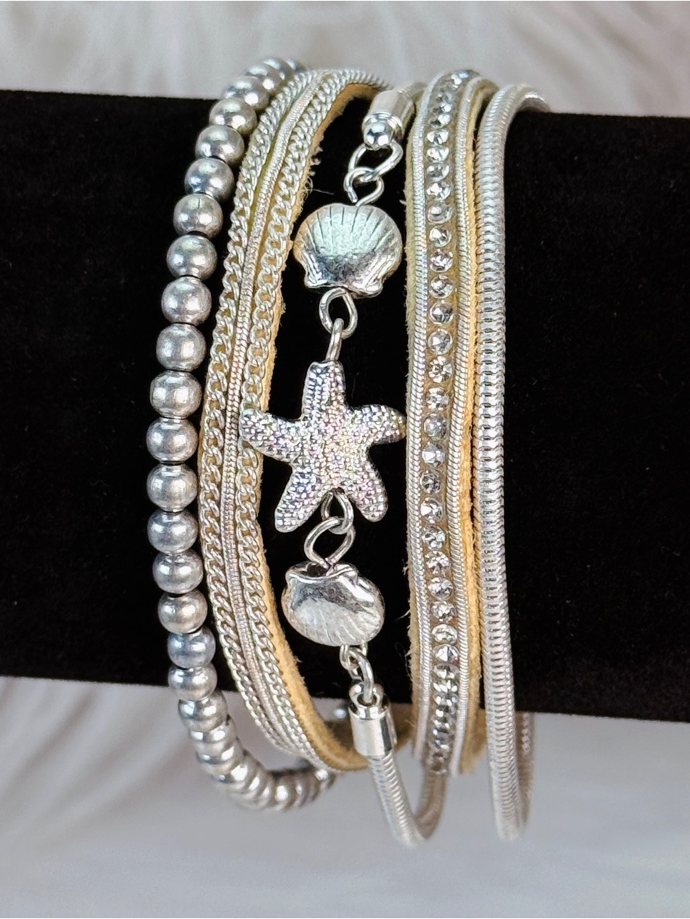 Silvertone Goldtone Starfish Shell Beach theme magnetic closure Bracelet